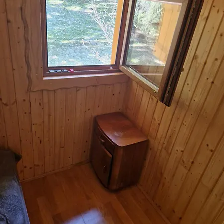 Koca V Gozdu, Forest House Near Daire