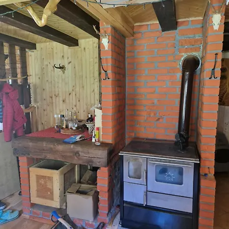 Koca V Gozdu, Forest House Near Daire