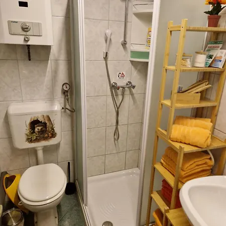 Koca V Gozdu, Forest House Near Apartma Bled