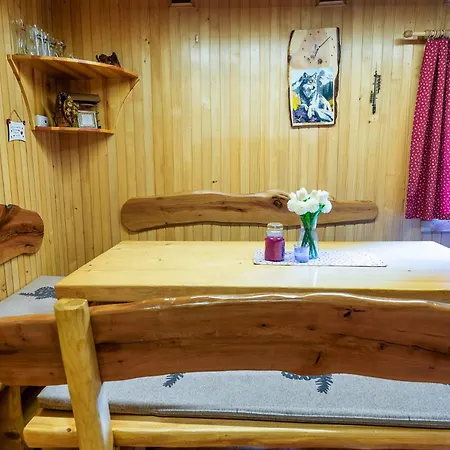 Apartment Koca V Gozdu, Forest House Near *