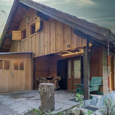 Apartment Koca V Gozdu, Forest House Near Bled