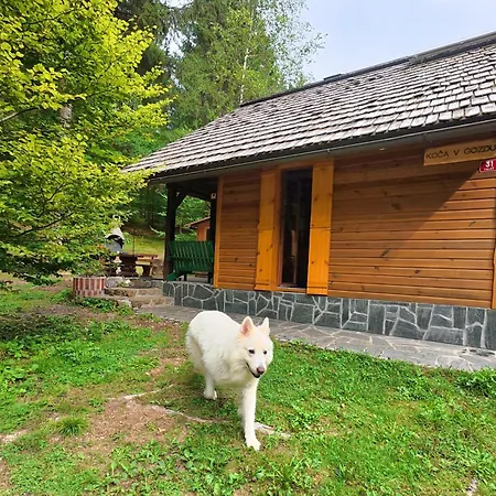 Apartment Koca V Gozdu, Forest House Near Bled