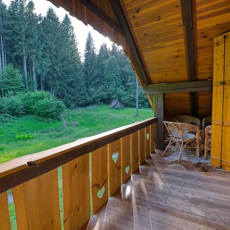 Apartment Koca V Gozdu, Forest House Near