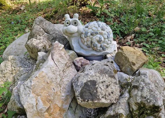 Koca V Gozdu, Forest House Near * Μπλεντ