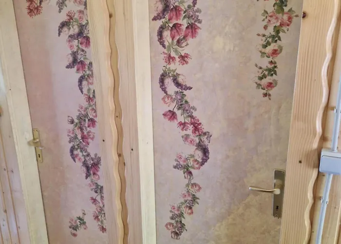 Koca V Gozdu, Forest House Near *