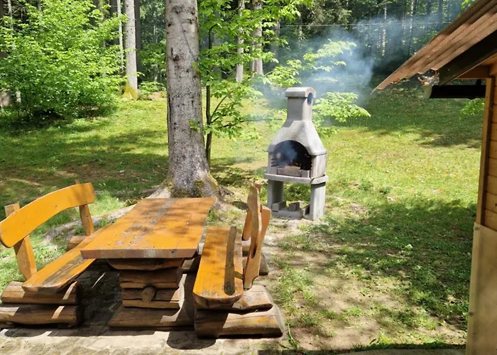 Koca V Gozdu, Forest House Near Διαμέρισμα